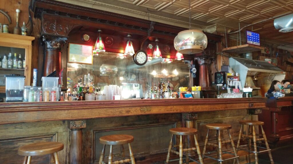Riverdale Tavern 1